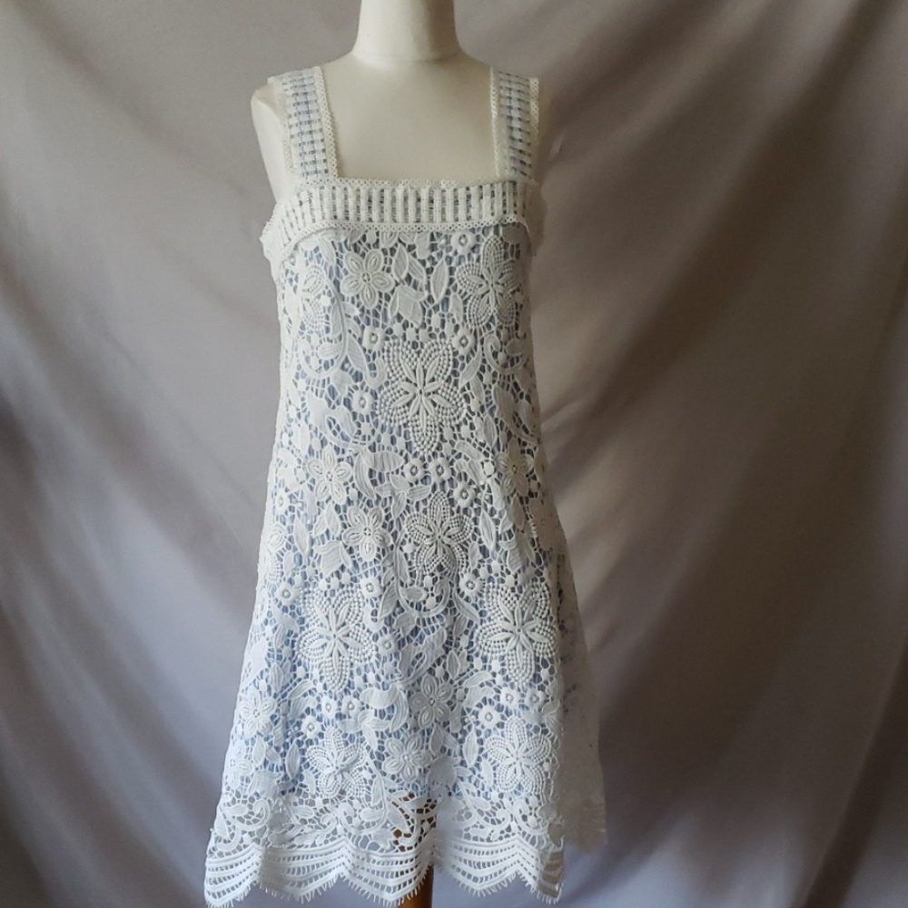 New Romeo and Juliet Lace dress